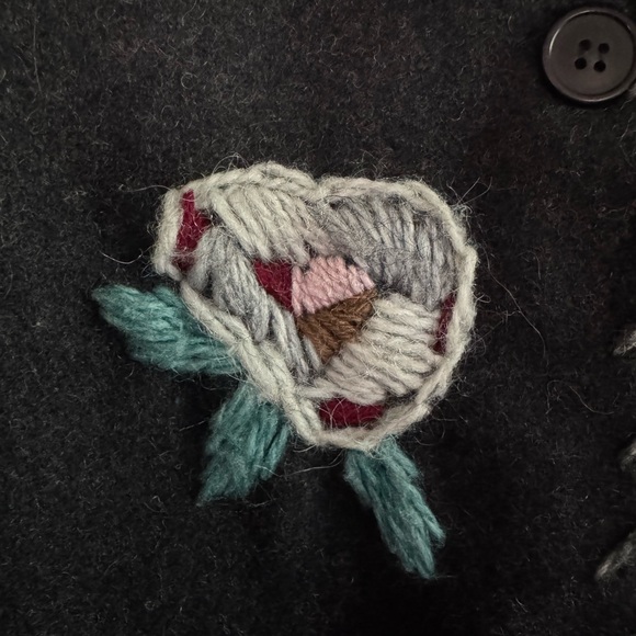 Vintage Together! Vest Size L Floral Embroidery Wool Pockets Buttons Cabin Boho - Picture 3 of 8